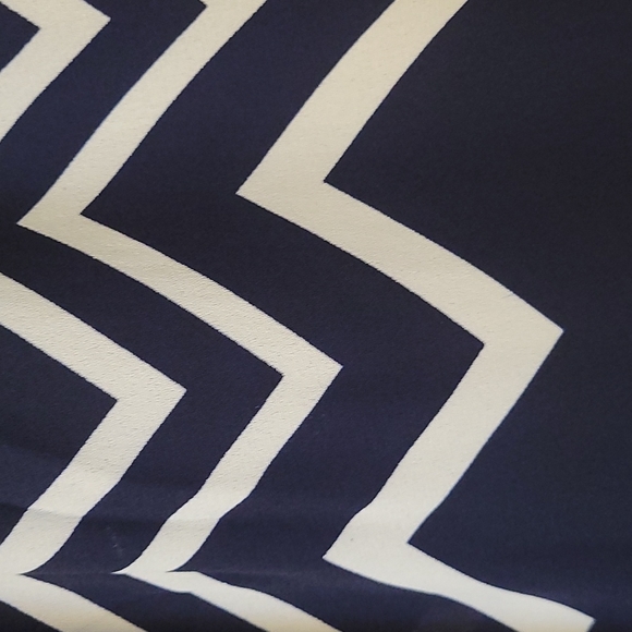 Flowy Stripe Dress - Picture 4 of 4